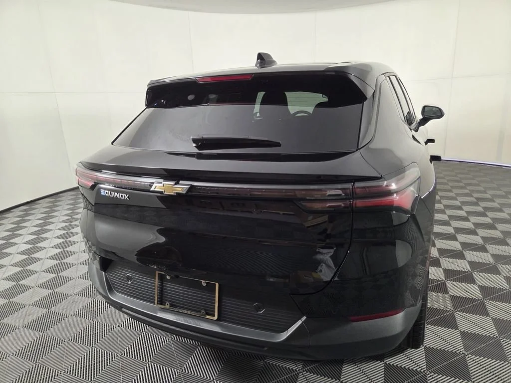 Used 2025 Black Chevrolet LT1 w/PCY image 6