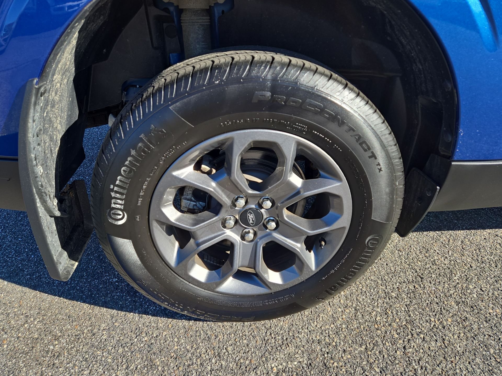 Certified Used 2024 Blue Ford XLT image 2
