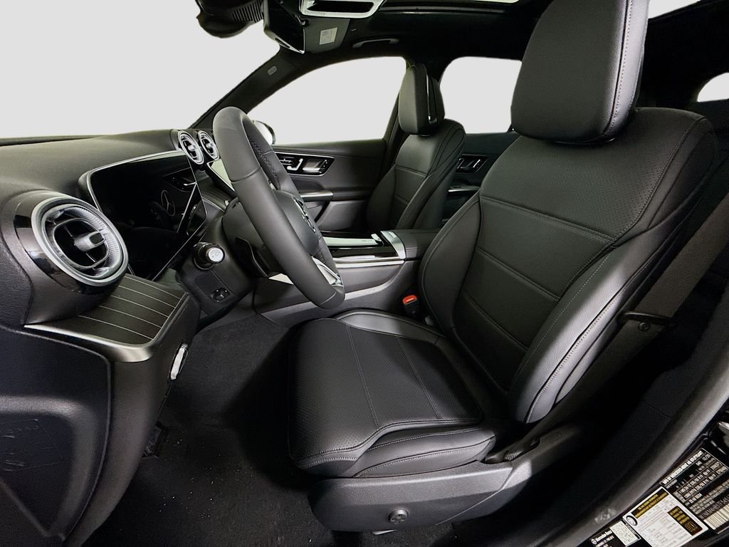 New 2026 Black Mercedes-Benz GLC 300 image 22