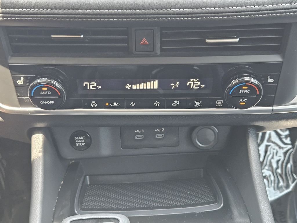 Certified Used 2024  Nissan SV image 18