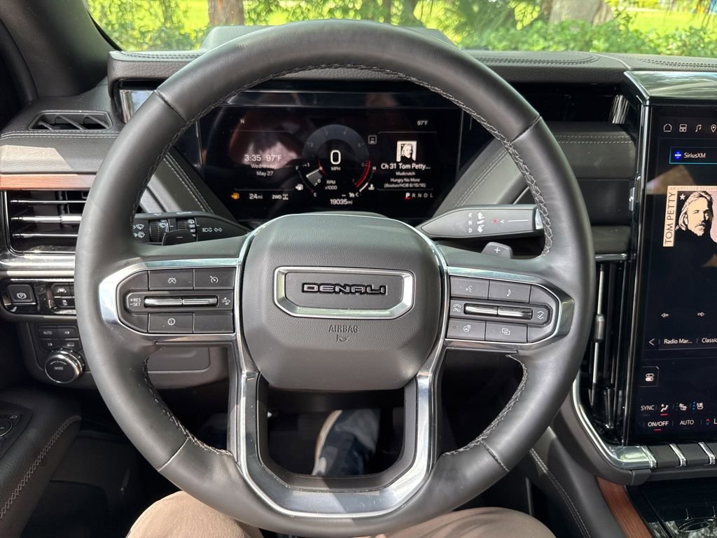 Used 2025 Sterling Metallic GMC Denali image 63