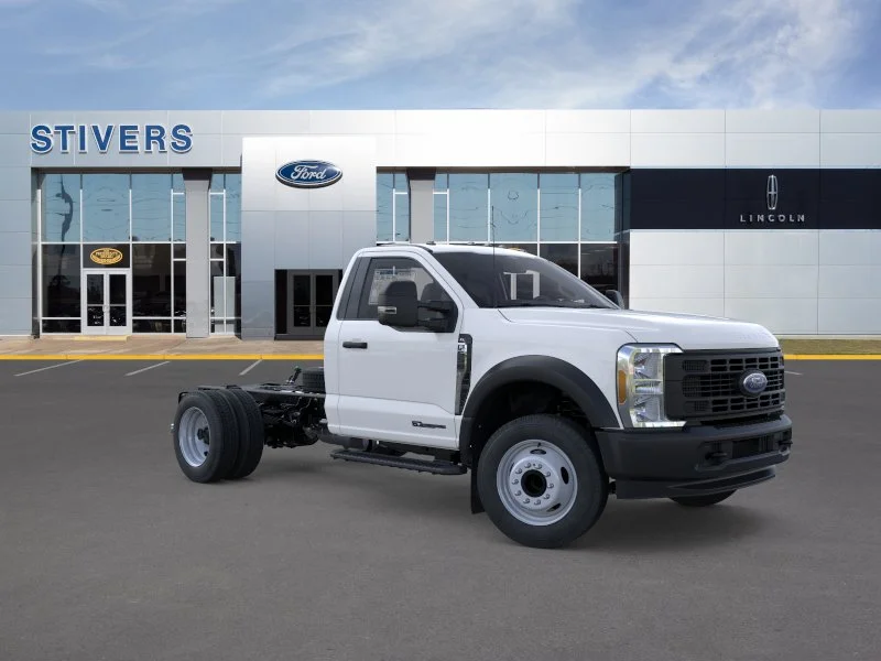 2026 Ford F-550 XL Regular Cab 145-In DRW's photo