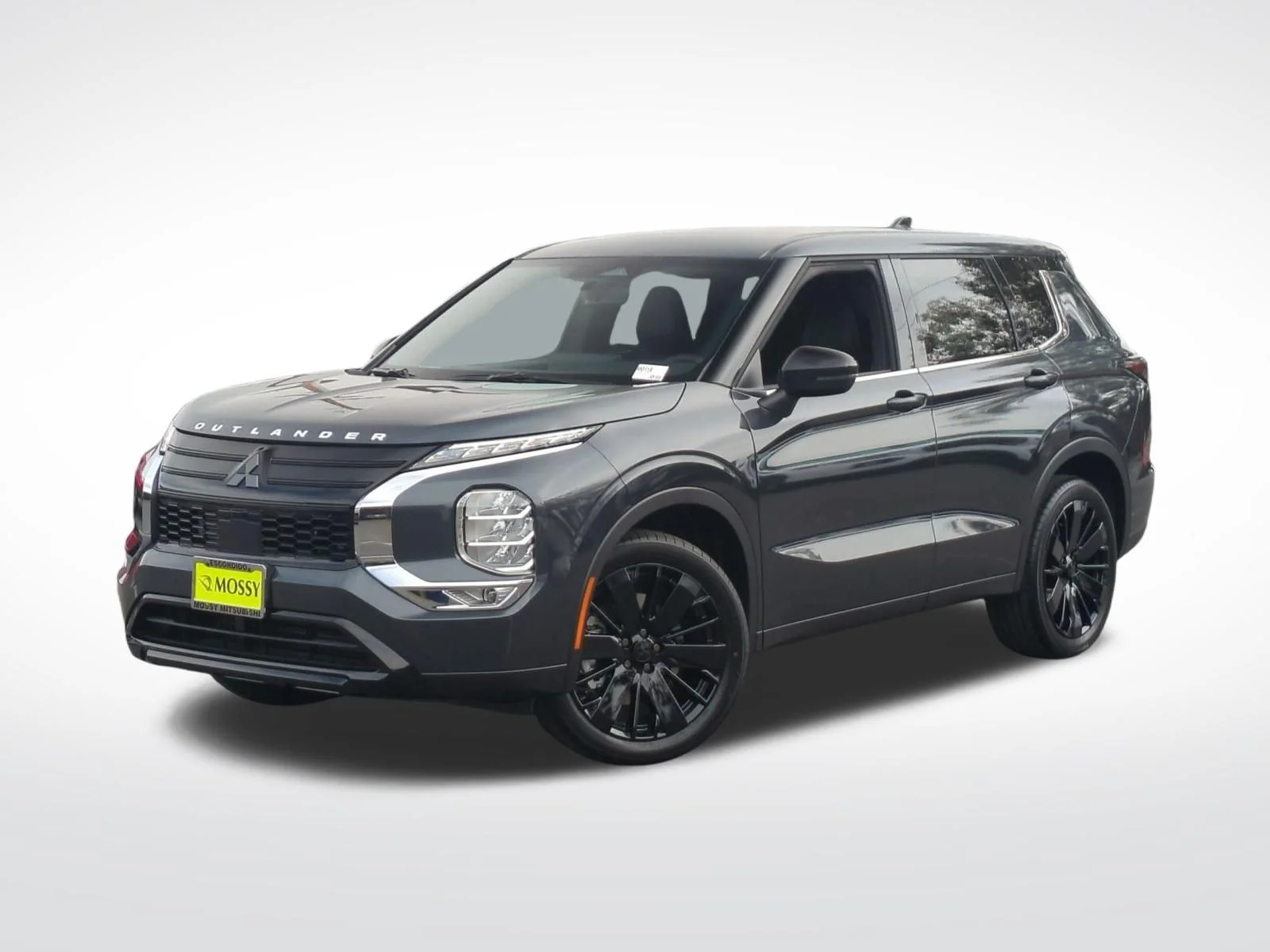 2026 Mitsubishi Outlander SE FWD's photo