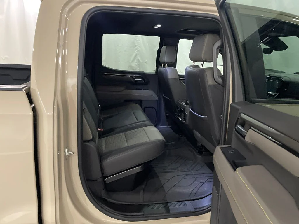 Used 2023 Sand Dune Metallic Chevrolet ZR2 image 26