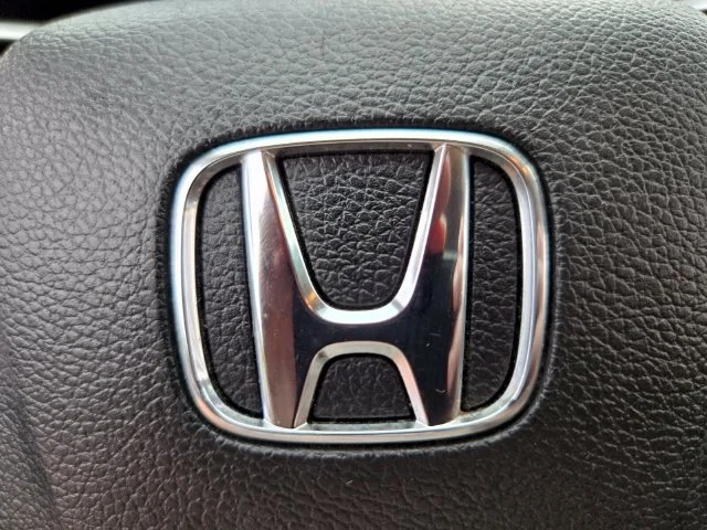 Used 2018 Blue Honda EX image 31