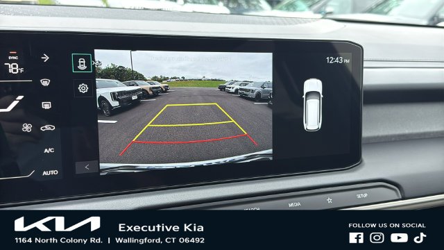 New 2027 Ivory Silver Kia S image 17