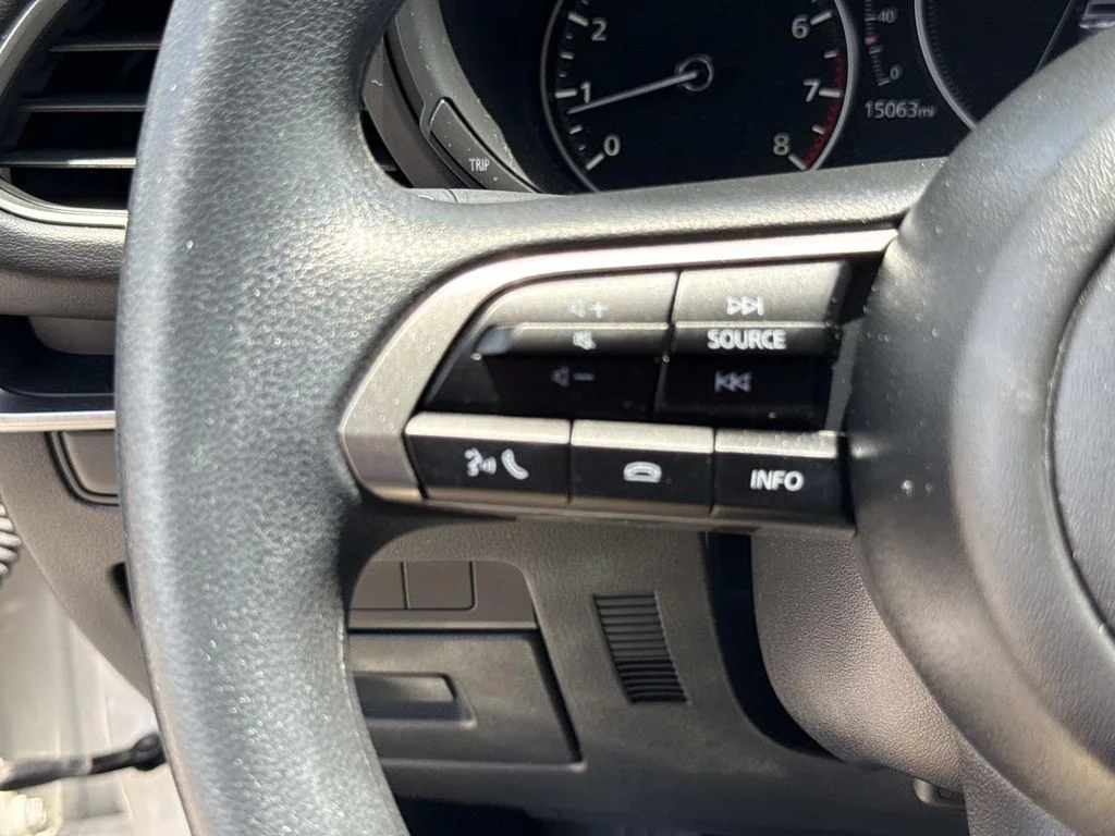 Used 2025 White Mazda 2.5 S image 42
