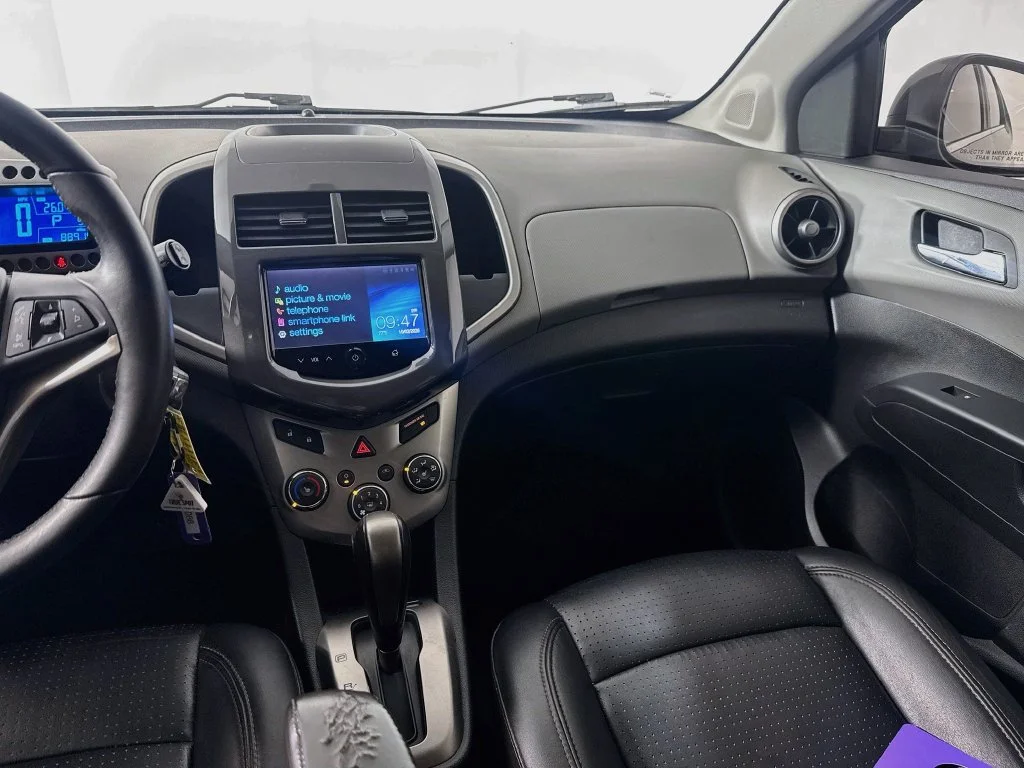 Used 2015 Gray Chevrolet LTZ image 27