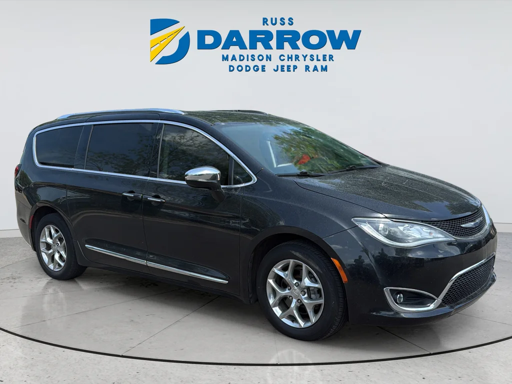 Used 2019 Black Chrysler Limited image 7