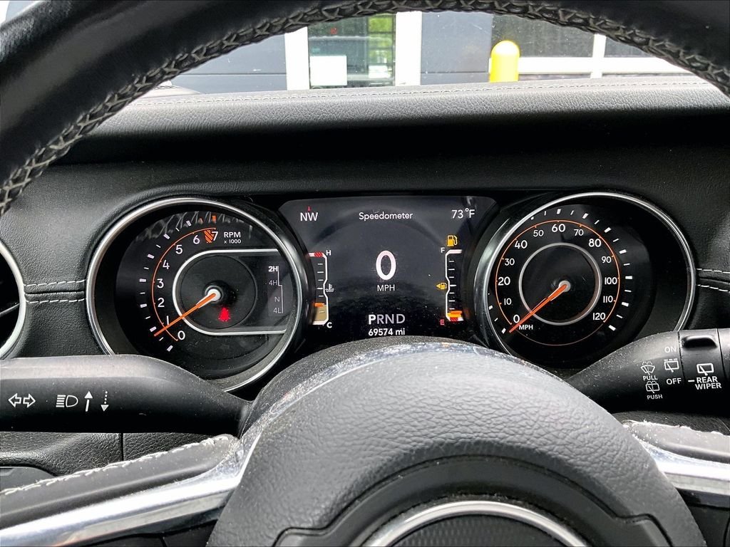 Used 2022 Gray Jeep Unlimited Sahara image 8