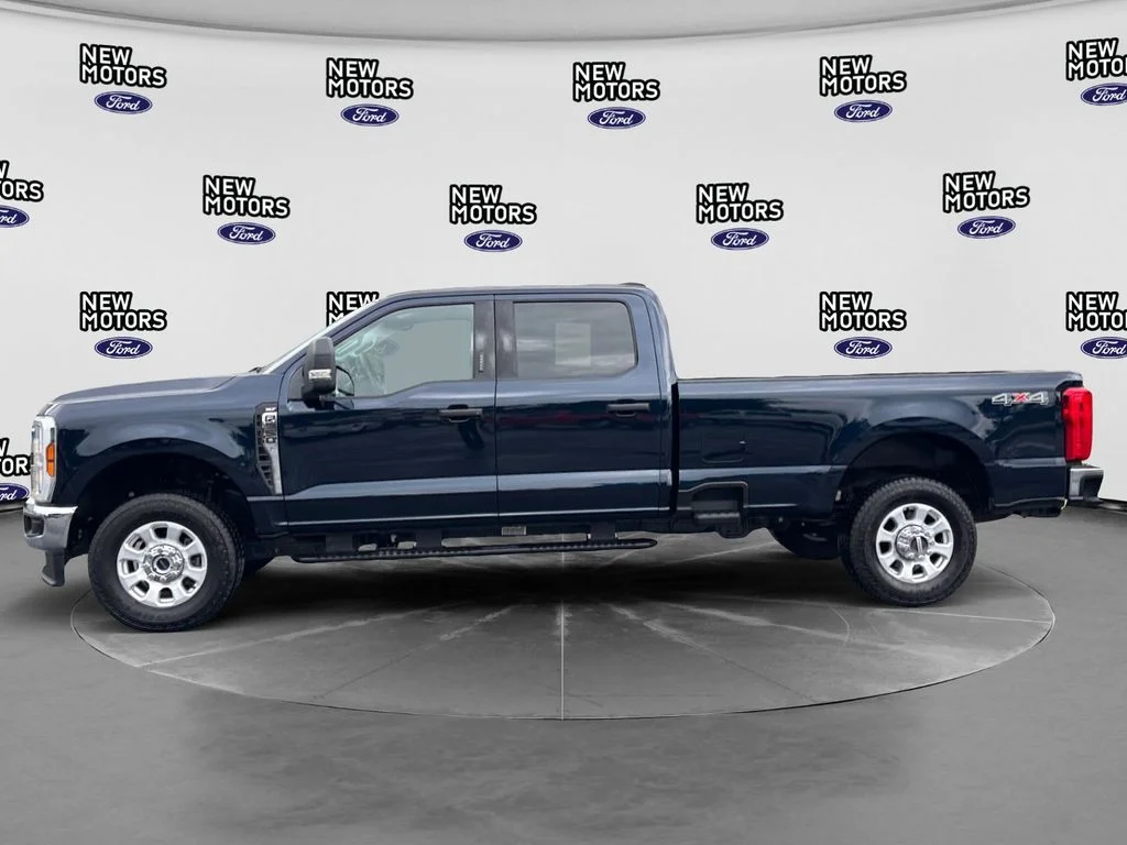 Used 2024 Blue Metallic Ford XLT image 2