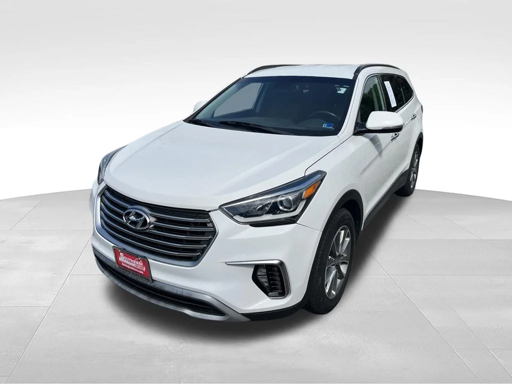 Used 2019 White Hyundai SE image 40