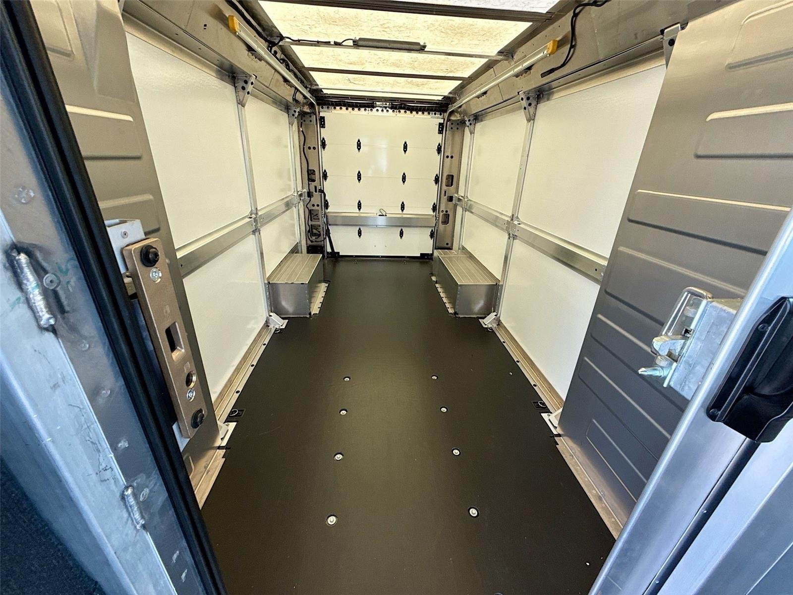 2025 Chevrolet BrightDrop BrightDrop 600 - Photo 20