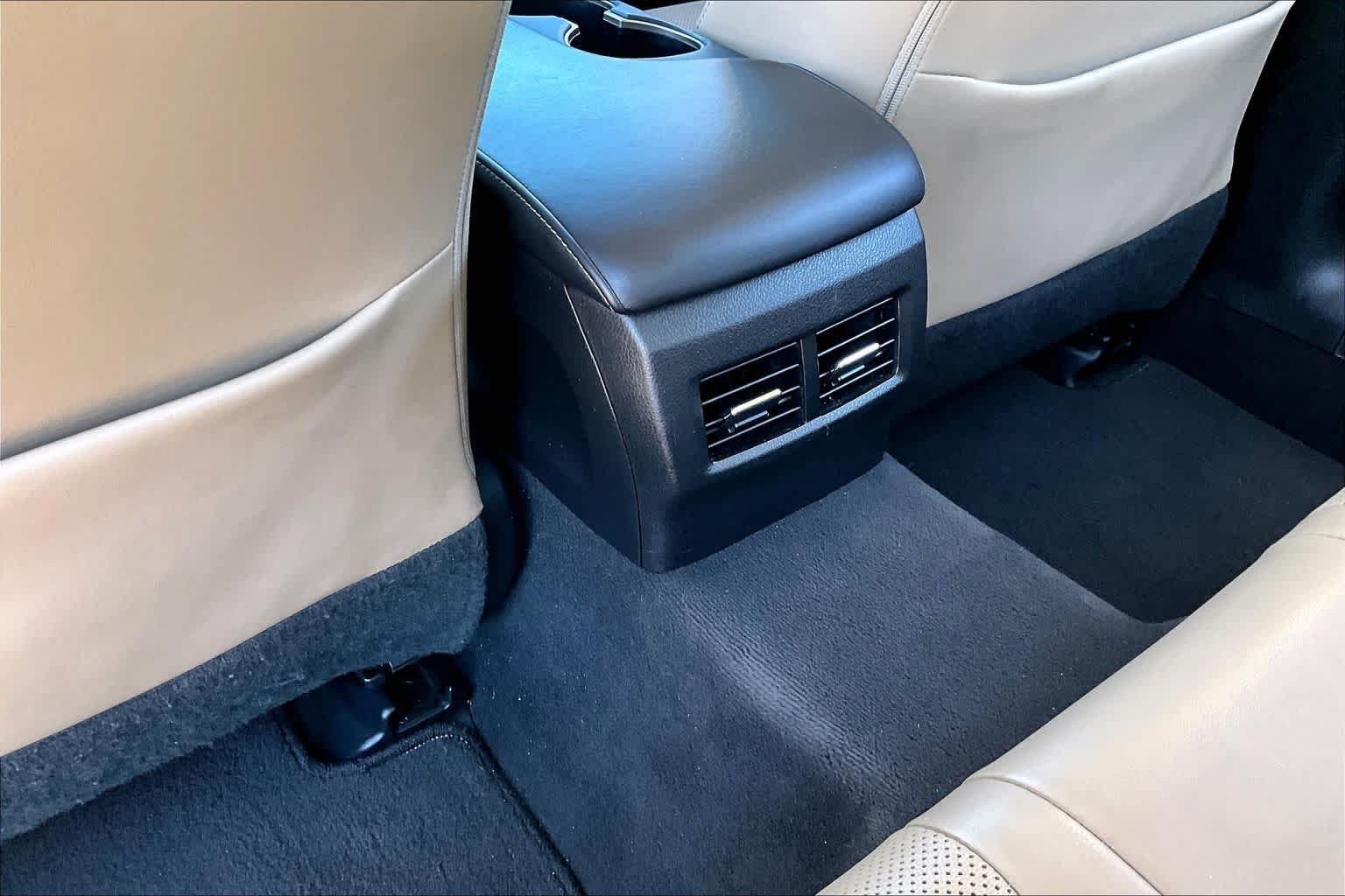 Used 2017 Eminent White Pearl Lexus  image 33