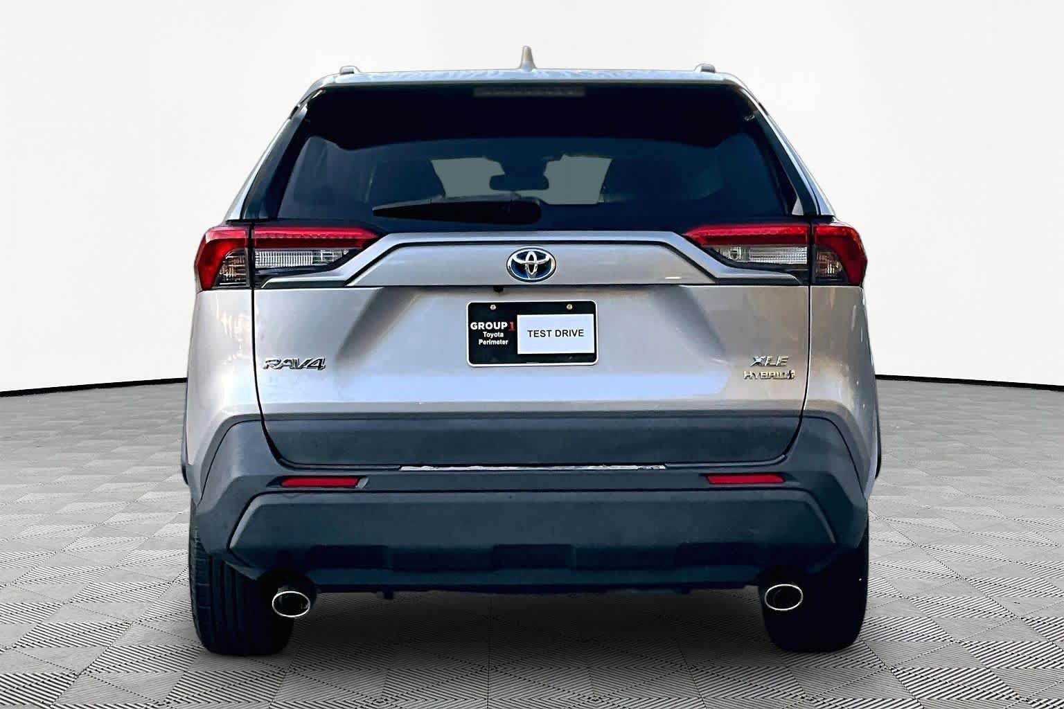 Used 2021 Silver Sky Metallic Toyota Hybrid XLE image 5