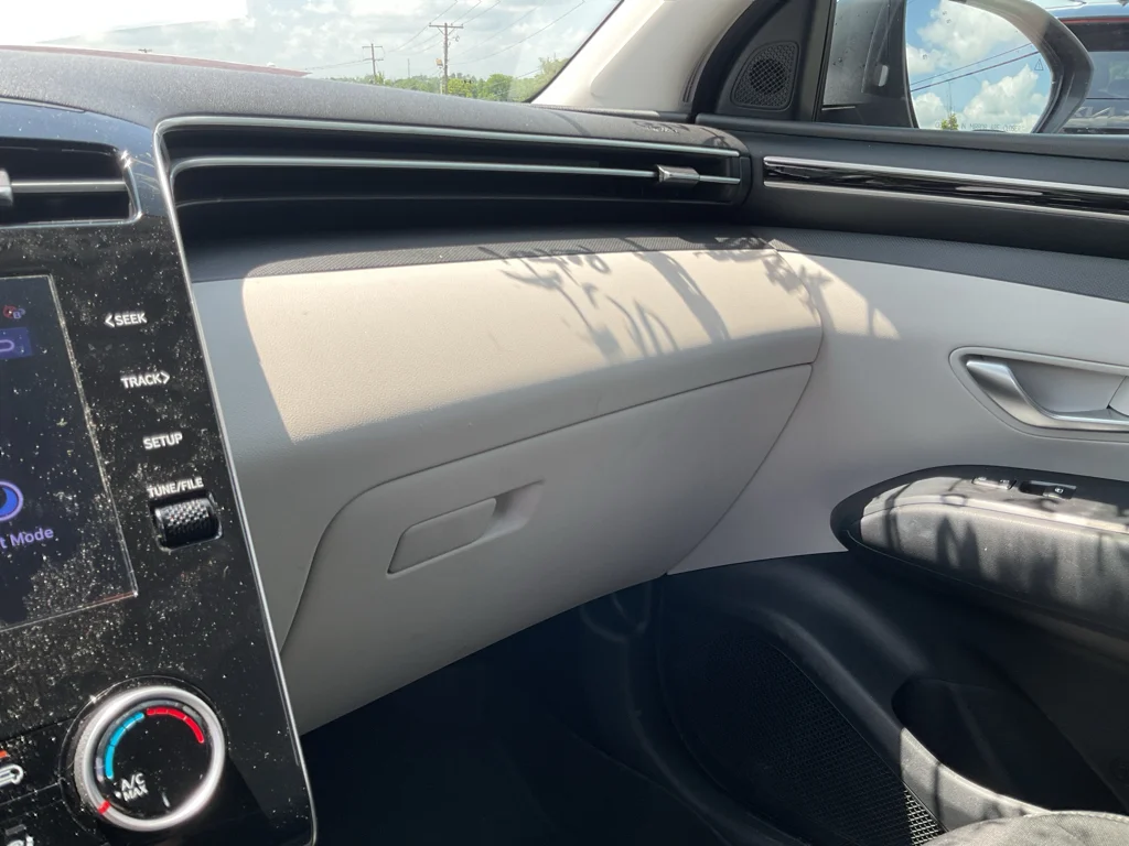 Used 2022 Portofino Gray Hyundai SEL image 27