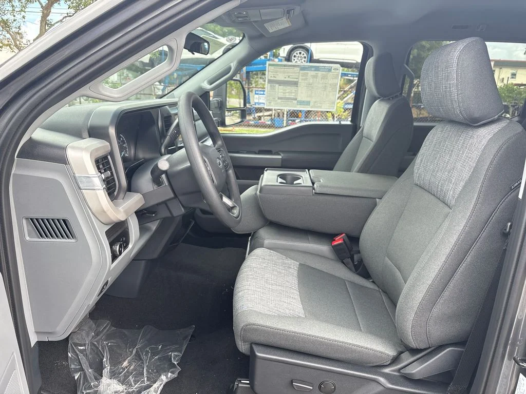 New 2026 Gray Ford XLT image 19