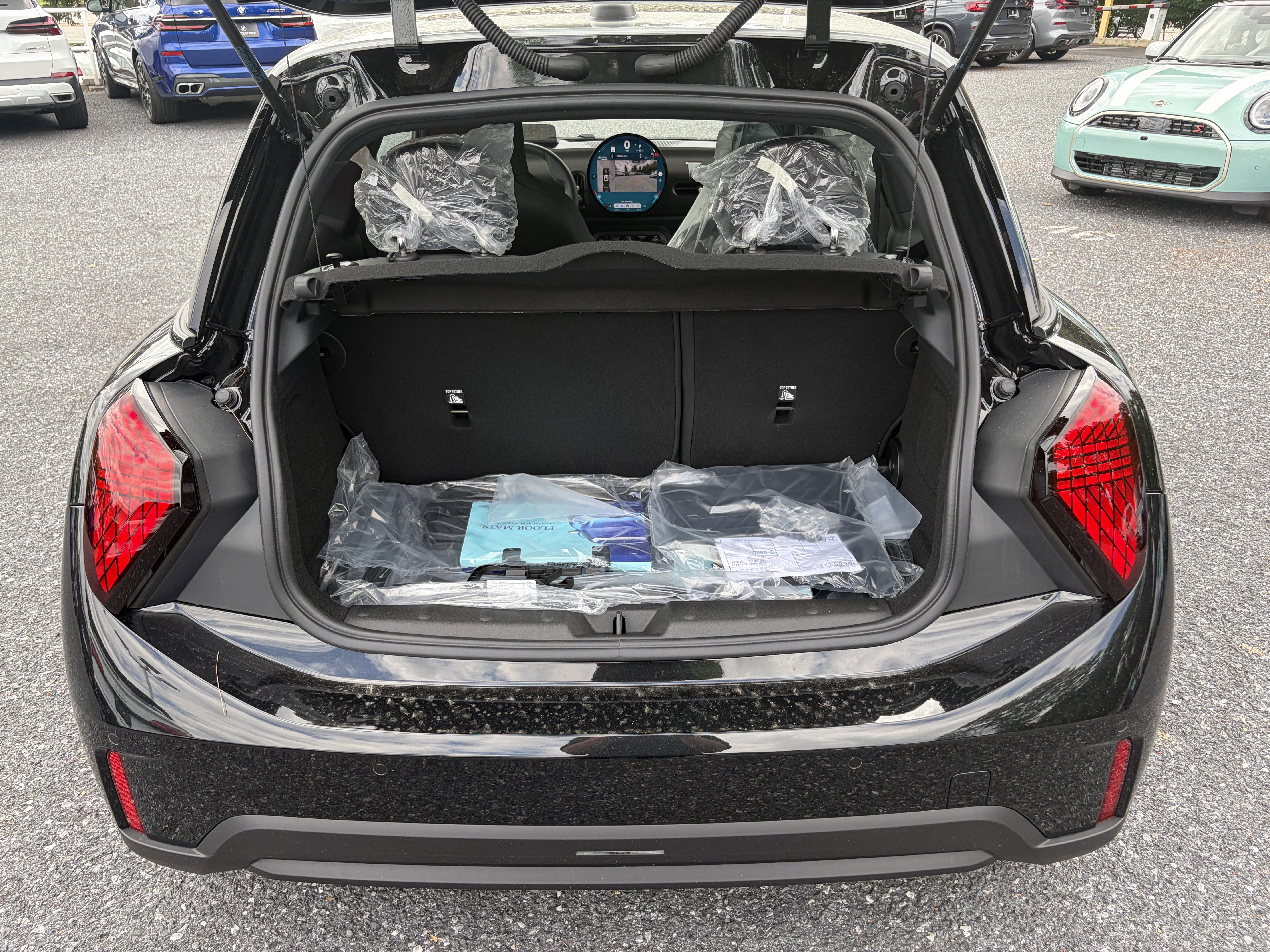 2026 MINI Hardtop 2 Door S - Photo 8