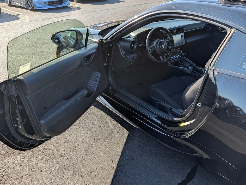 2022 Toyota GR86 Base - Photo 30