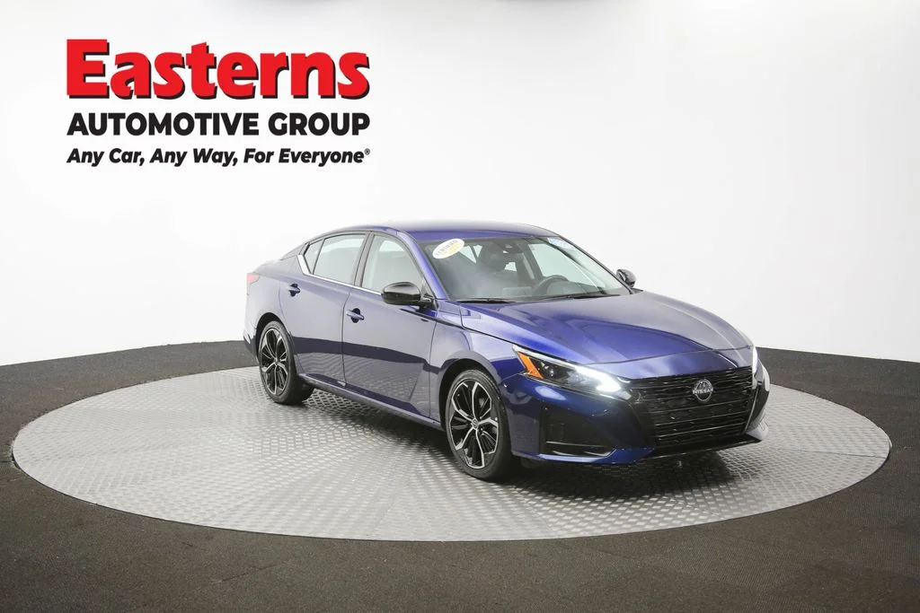 Used 2024 Blue Nissan 2.5 SR image 48