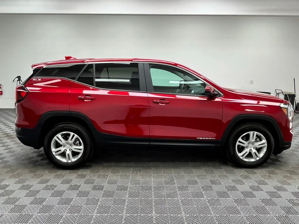 Used 2023 Red GMC SLE image 7