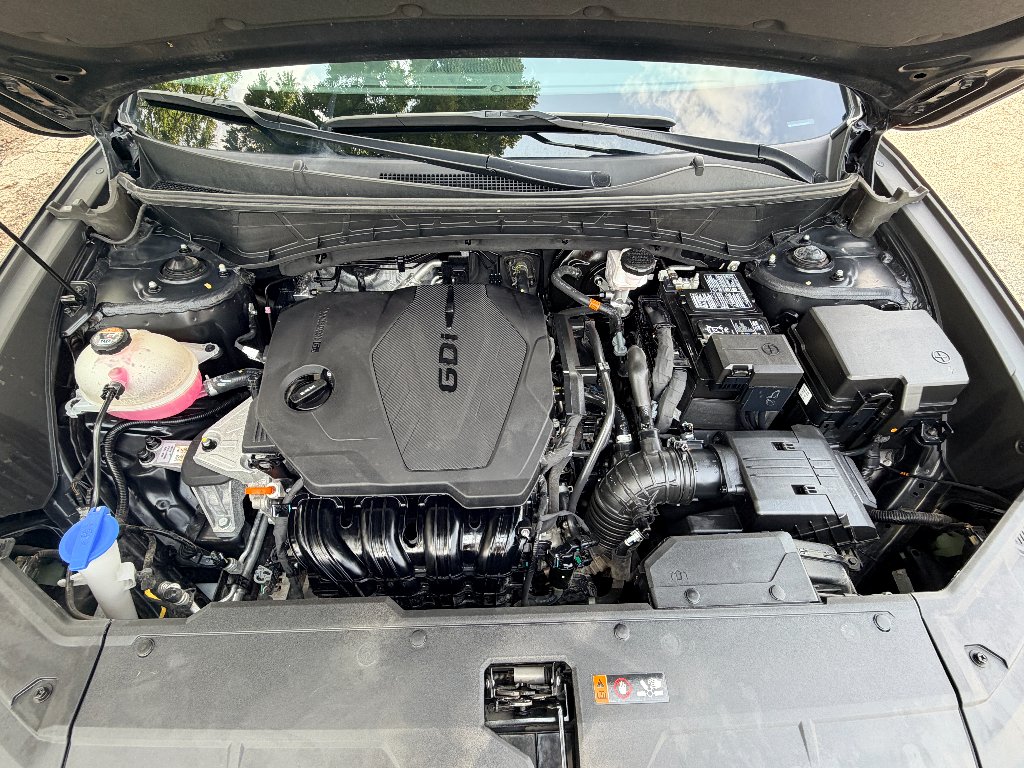 Used 2024 Black Pearl Hyundai SEL image 28