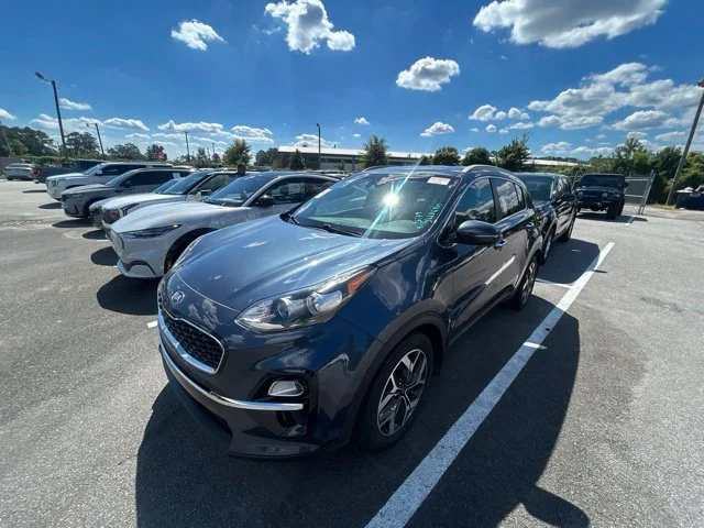 Used 2021 Blue Kia EX image 3