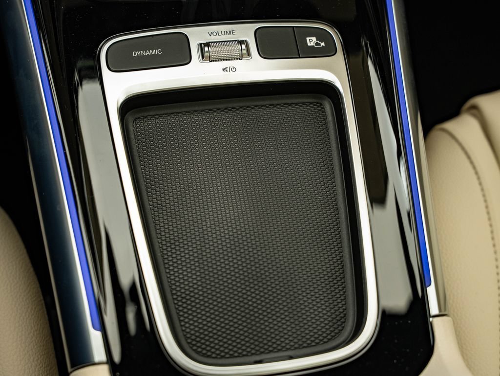 New 2026 Cosmos Black Metallic Mercedes-Benz GLA 250 image 38