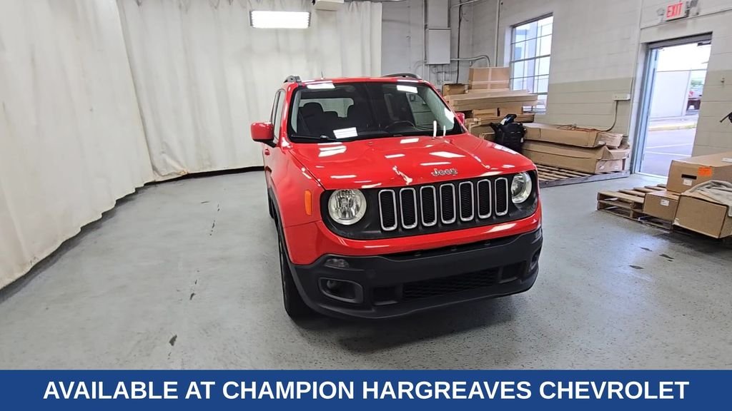 Used 2015 Colorado Red Jeep Latitude image 3