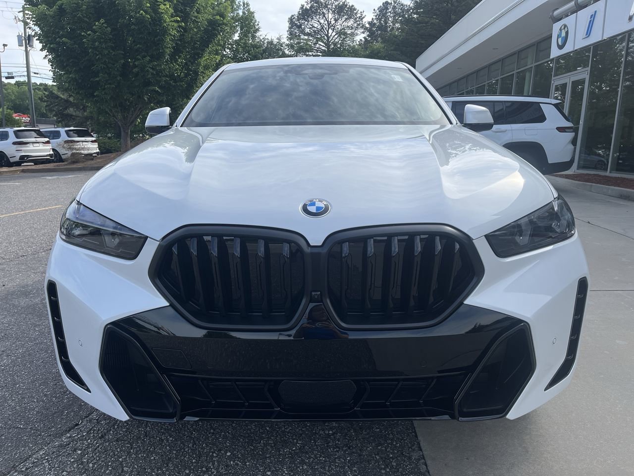 New 2027 Mineral White Metallic BMW xDrive40i image 10