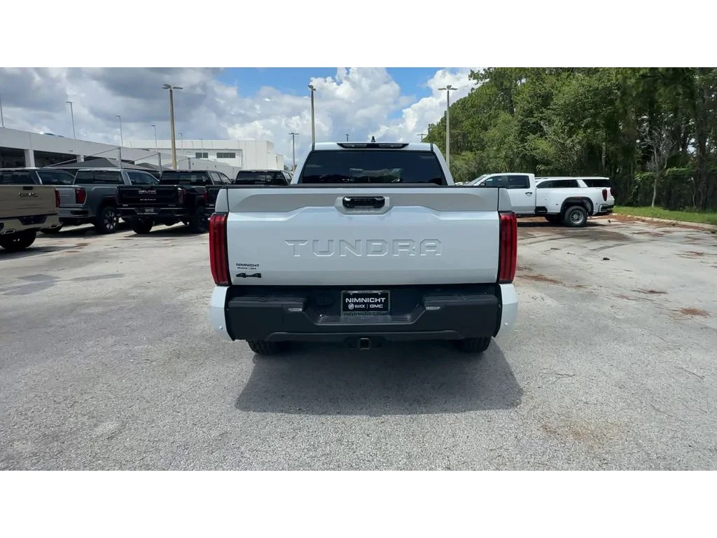 2025 Toyota Tundra Limited - Photo 7