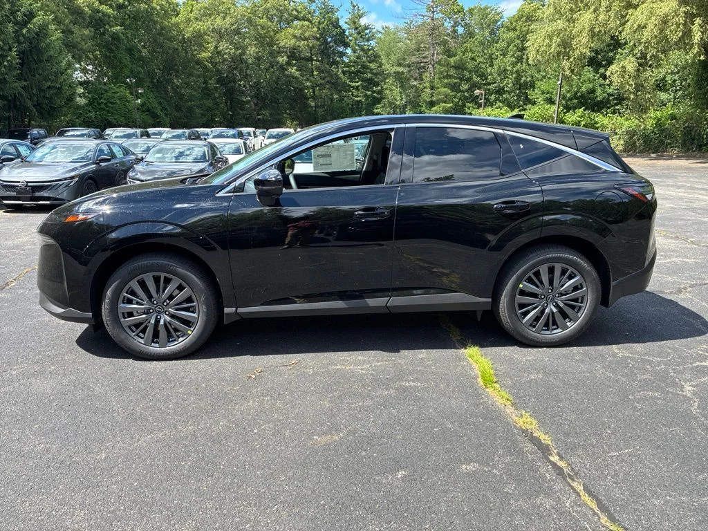 New 2026 Super Black Nissan SL image 4