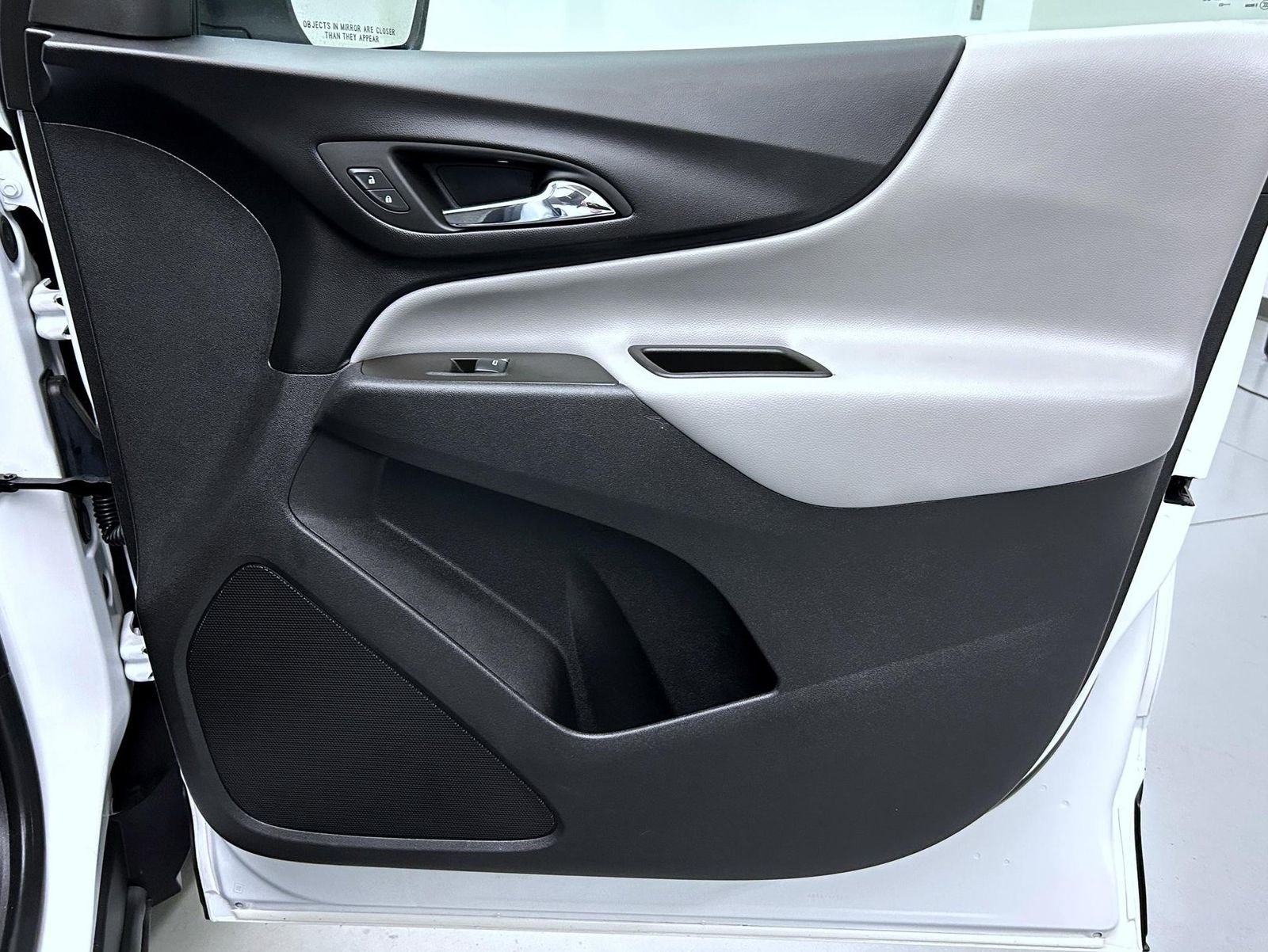 Used 2023 White Chevrolet LT image 16