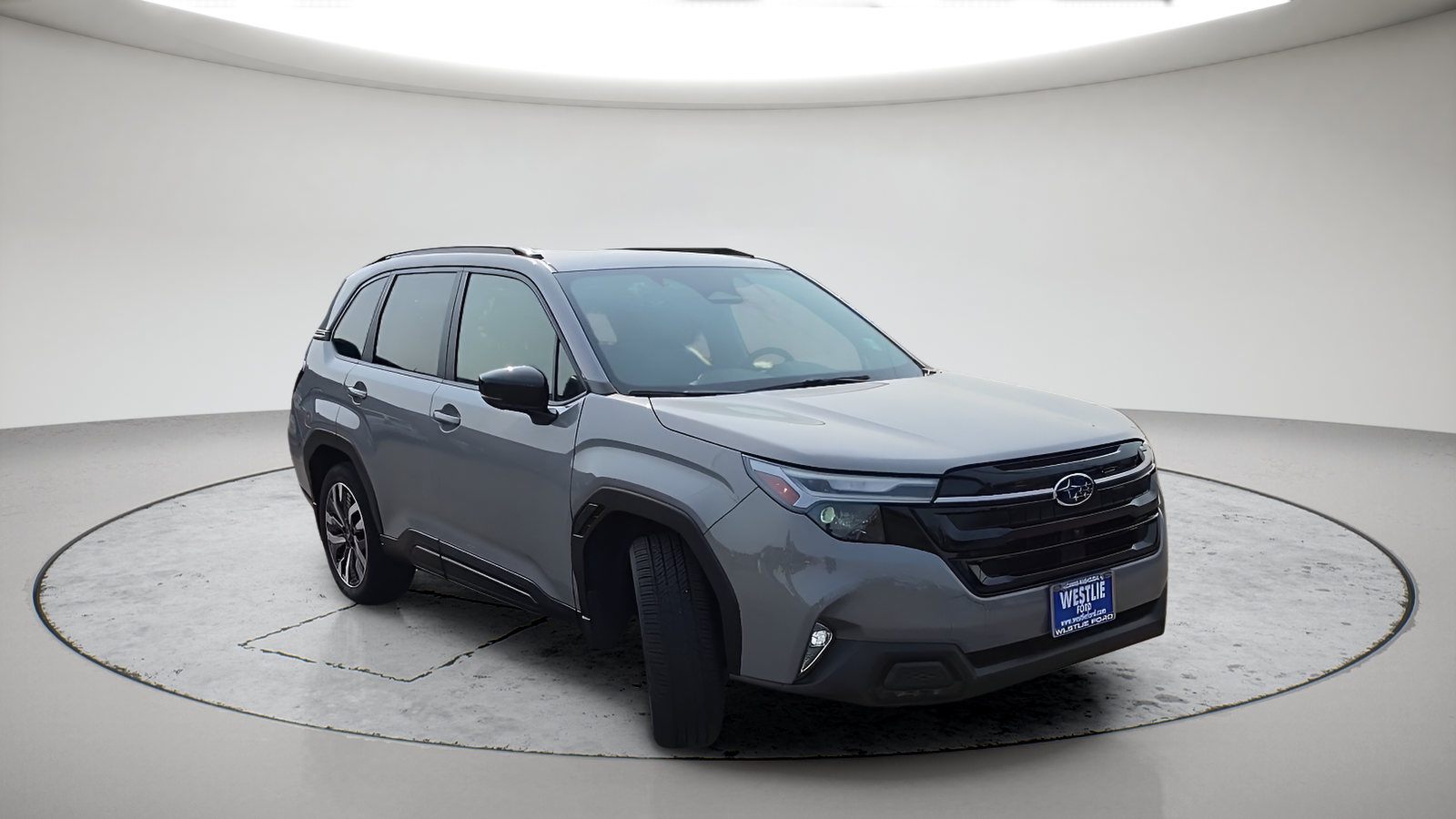 Used 2025 Pearl Subaru Touring image 3