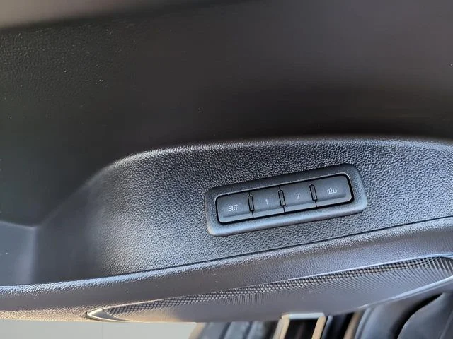 Used 2019 Black Chevrolet LT image 13