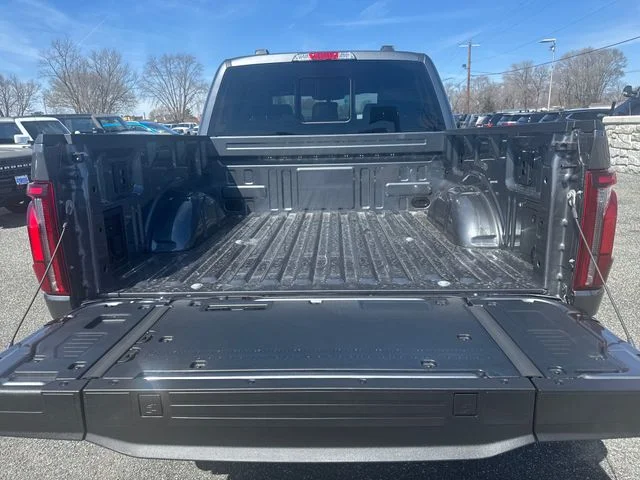 New 2026 Carbonized Gray Metallic Ford Tremor® image 7