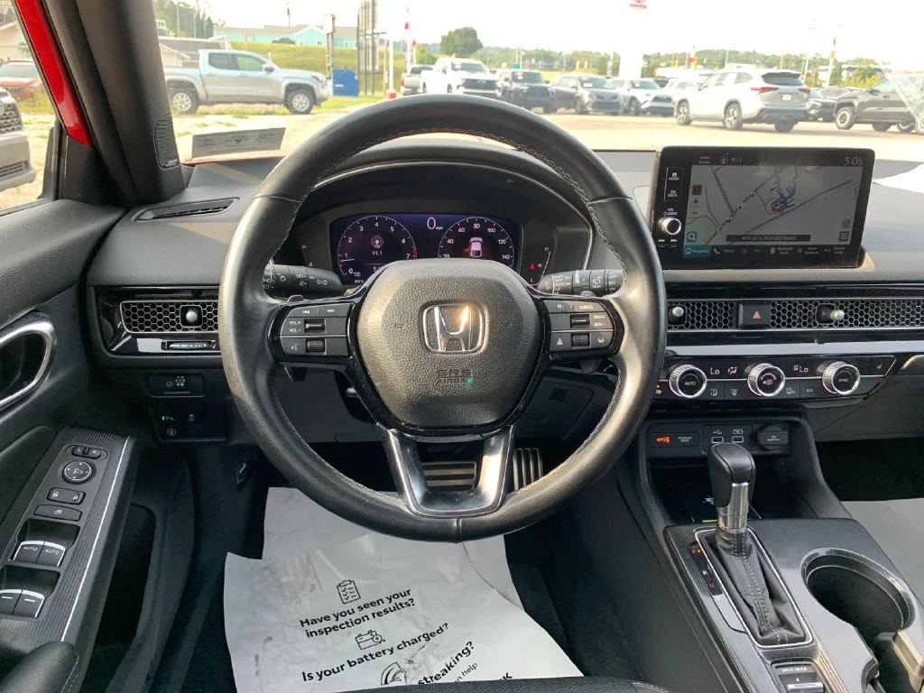 Used 2022 Red Honda Sport Touring image 17