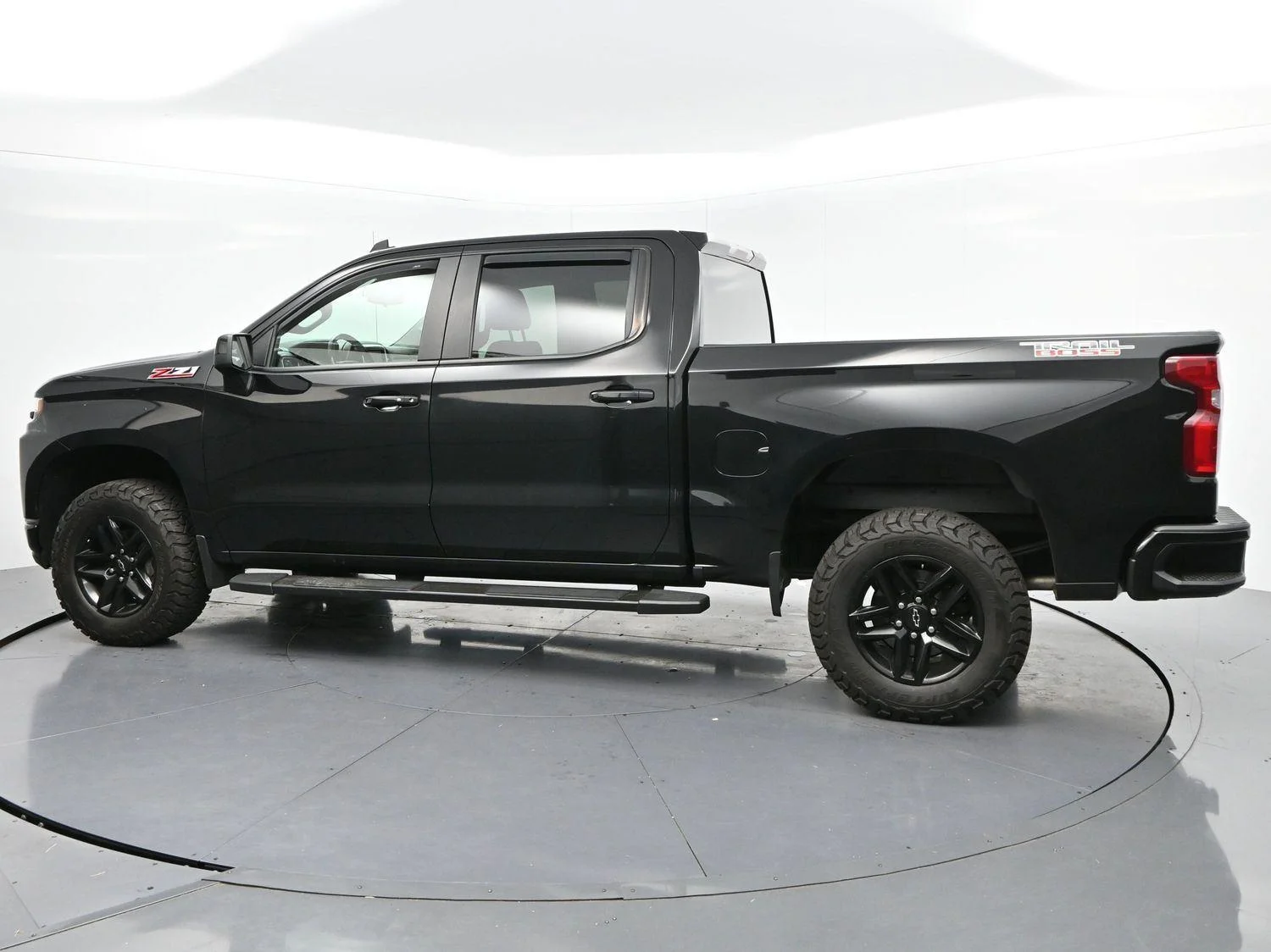 Used 2020 Black Chevrolet LT Trail Boss image 5
