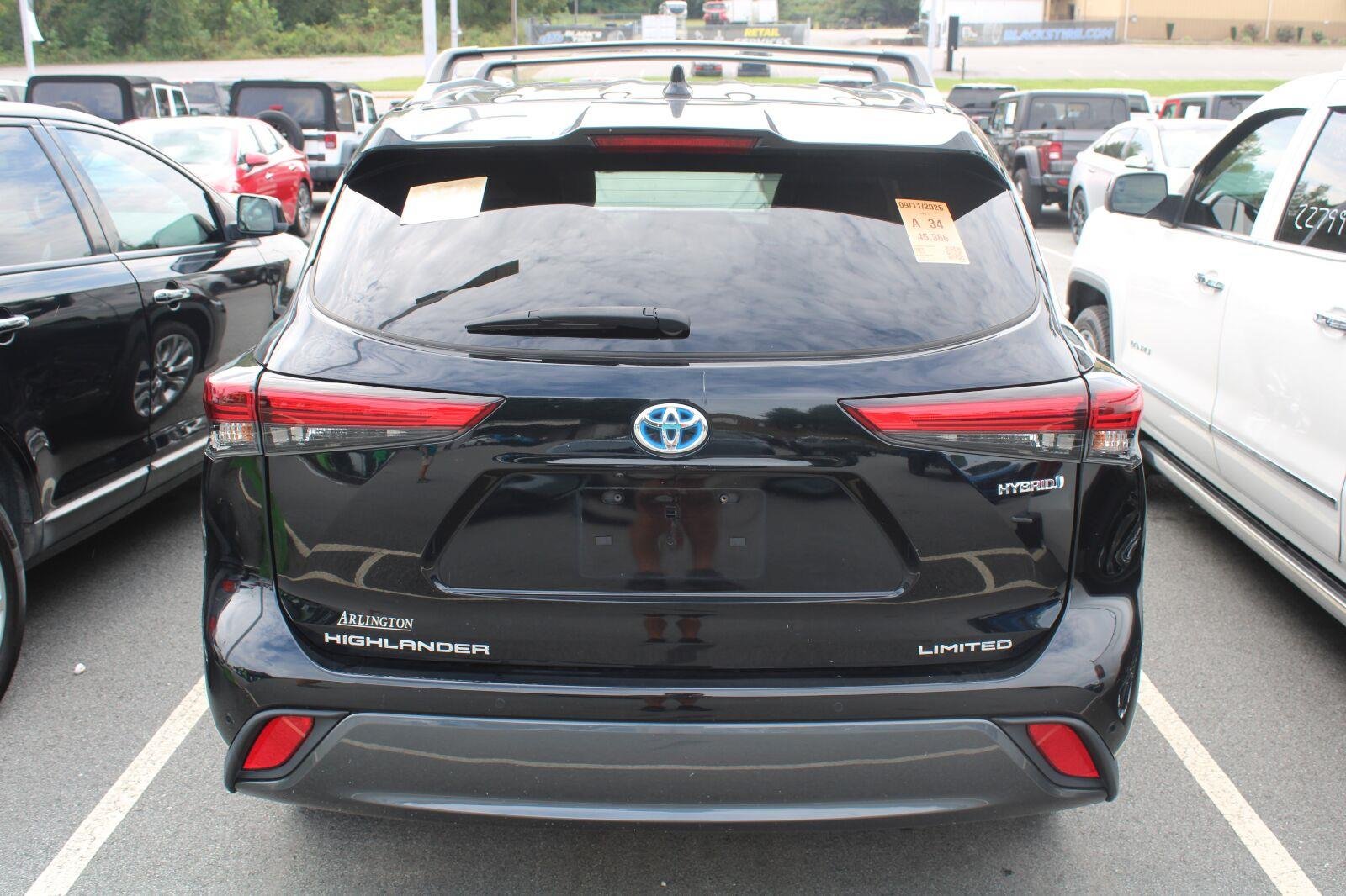 Used 2023 Midnight Black Metallic Toyota Limited image 7