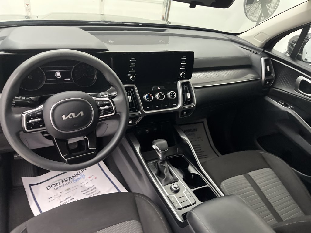 Used 2023 Black Kia LX image 14