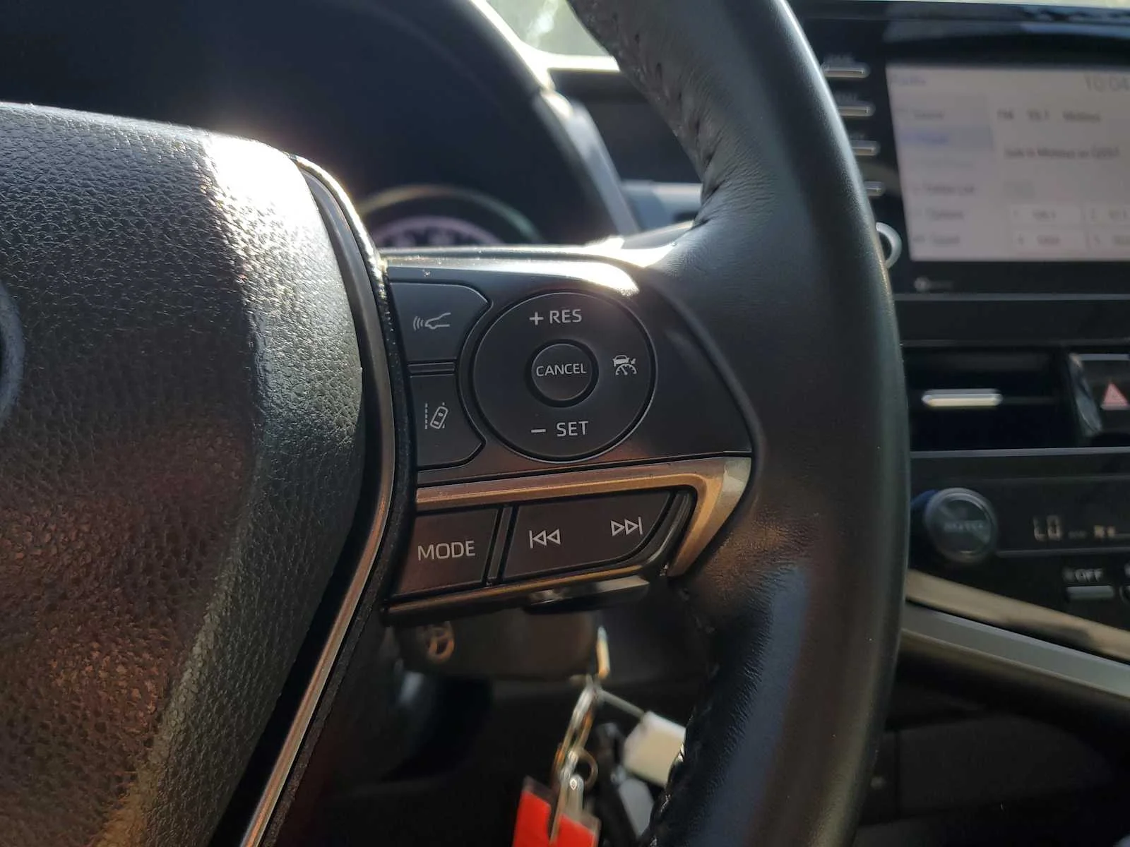 Used 2022 Celestial Silver Metallic Toyota SE image 21