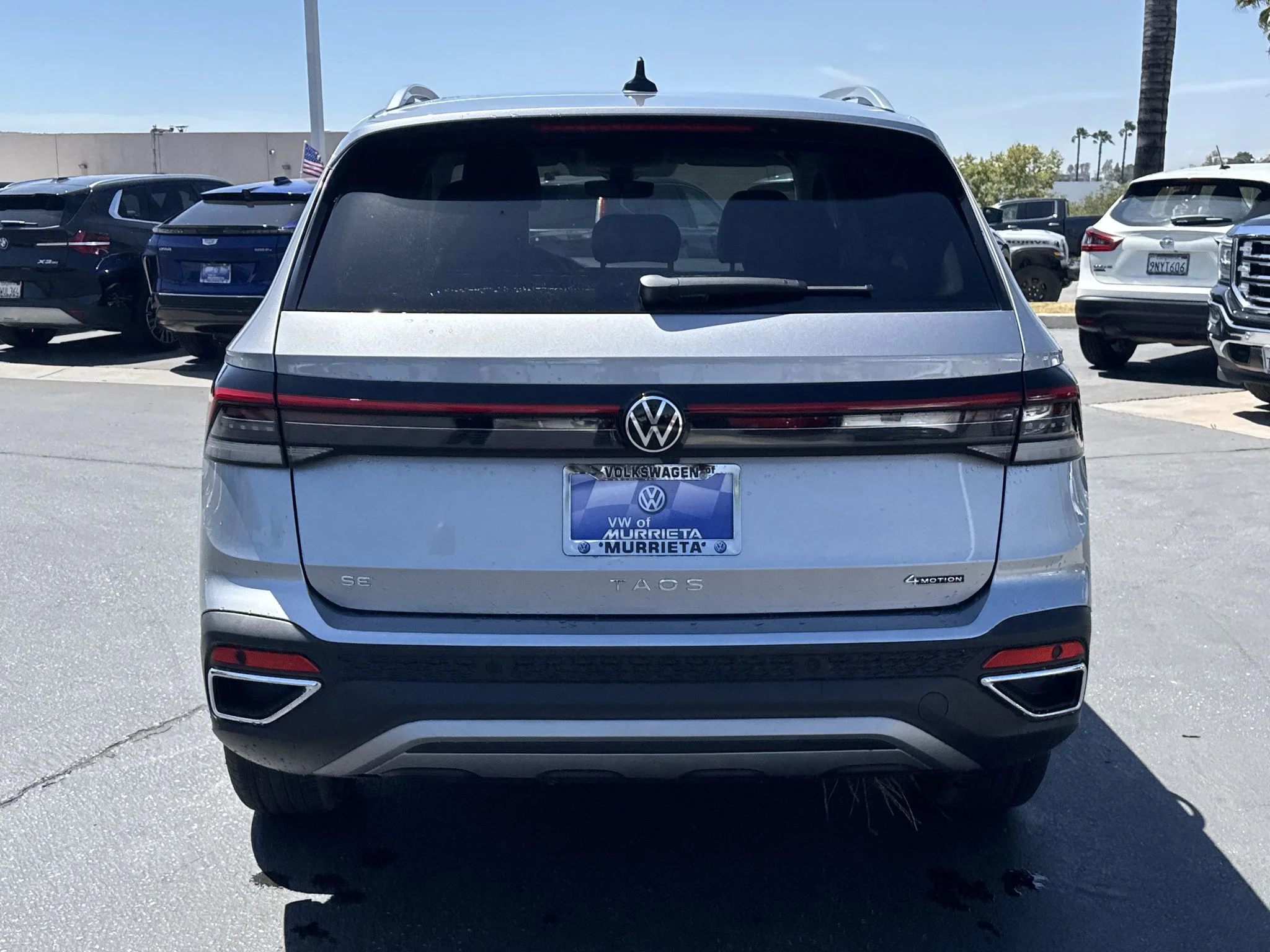 New 2026 Pyrite Silver Metallic Volkswagen SE image 7