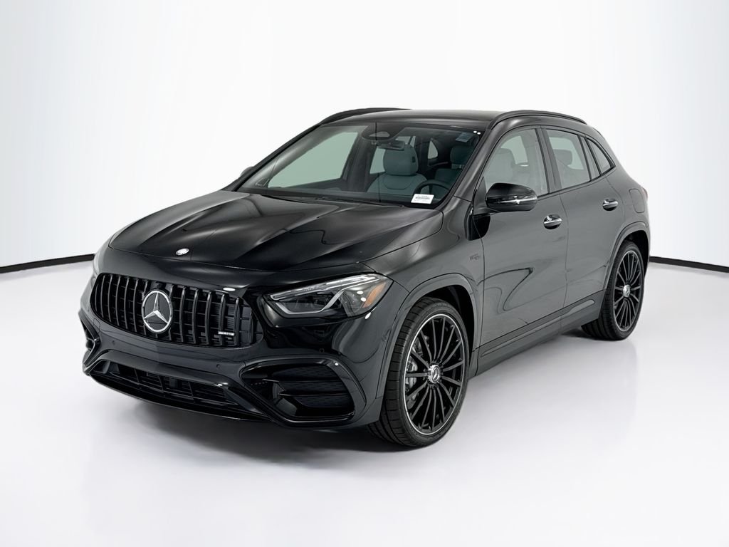 2026 Mercedes-Benz GLA GLA 35 AMG 4MATIC's photo