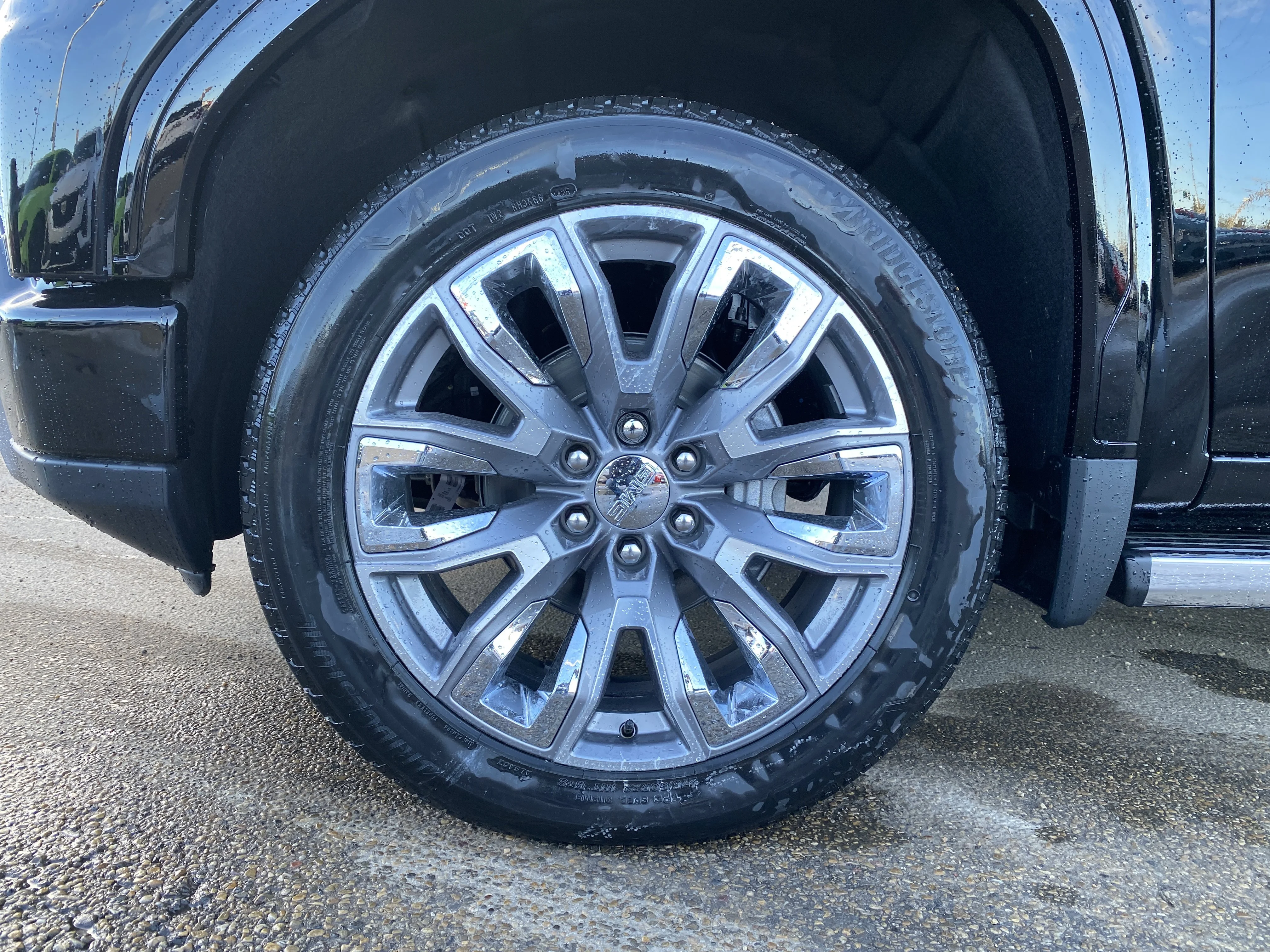 New 2026 ONYX BLACK GMC Denali image 12