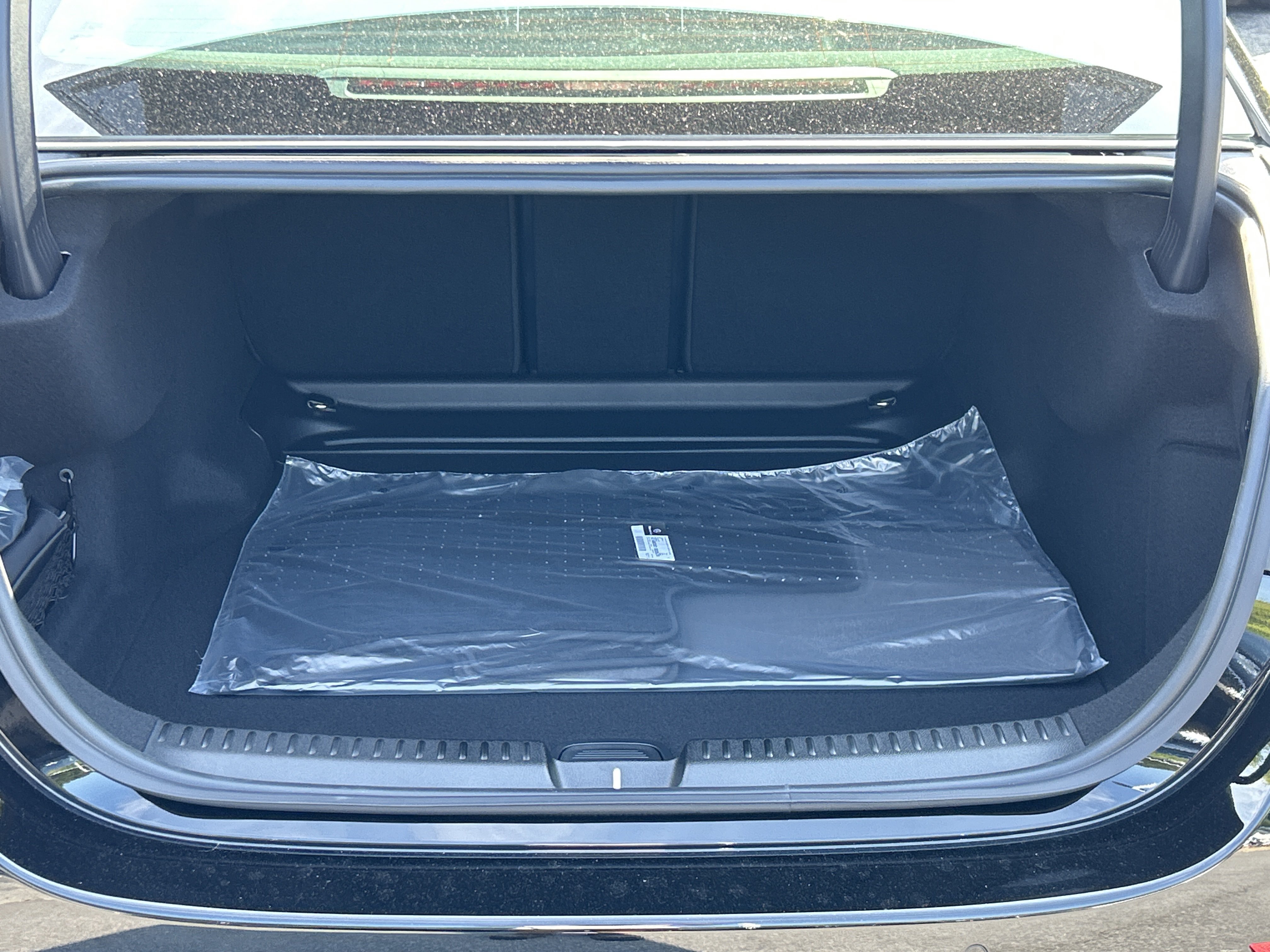 New 2026 Black Mercedes-Benz E 350 Sedan image 9