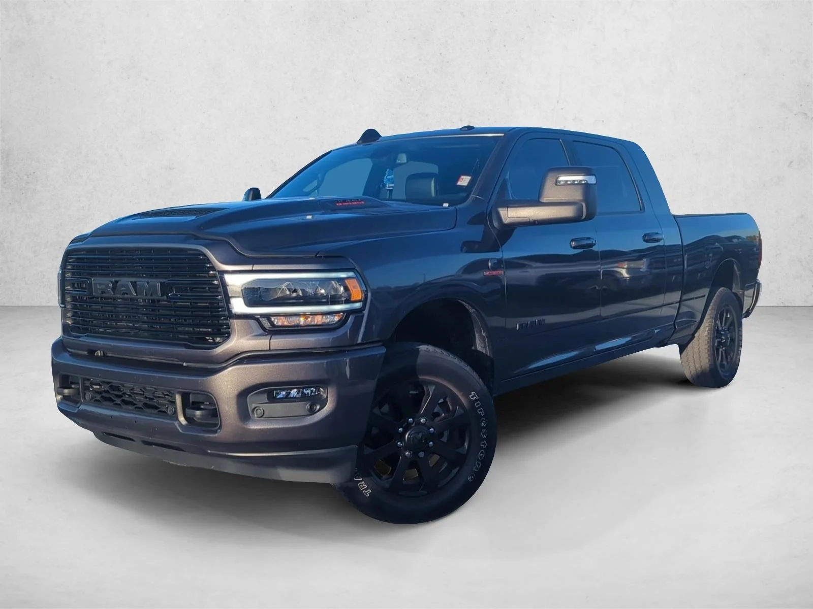 Used 2023 Granite Crystal Metallic Clearcoat Ram Laramie image 1
