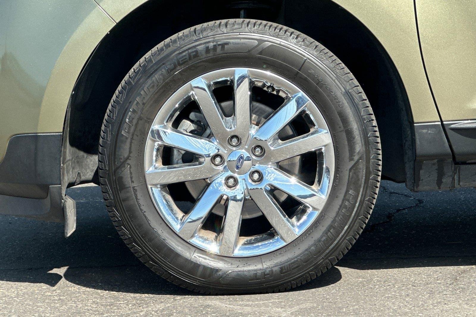 Used 2013 Ginger Ale Metallic Ford SEL image 22