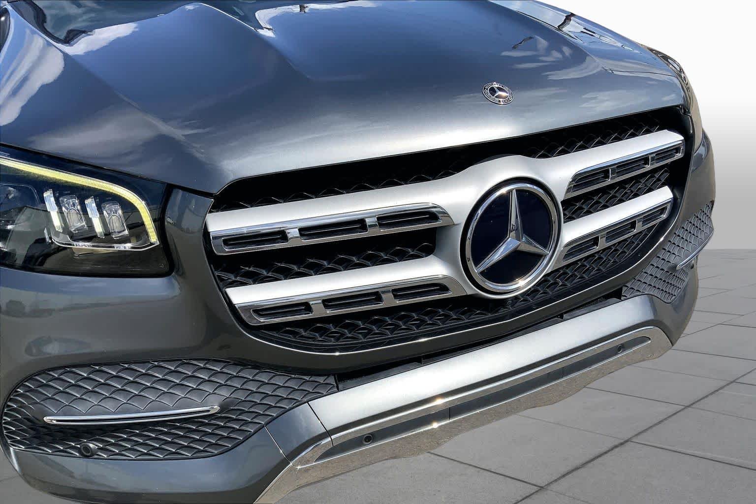 Used 2020 Gray Metallic Mercedes-Benz GLS 450 image 30