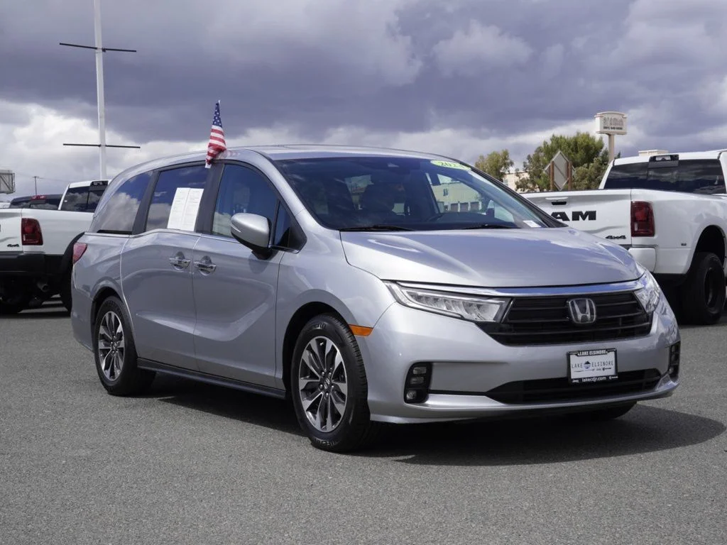 2024 Honda Odyssey EX-L's photo