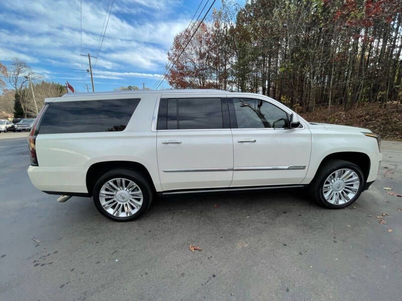 2015 CADILLAC ESCALADE - Image 1